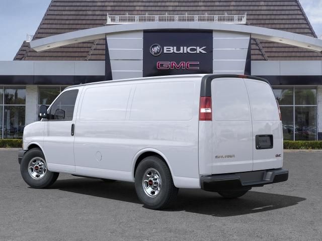 2024 GMC Savana Base