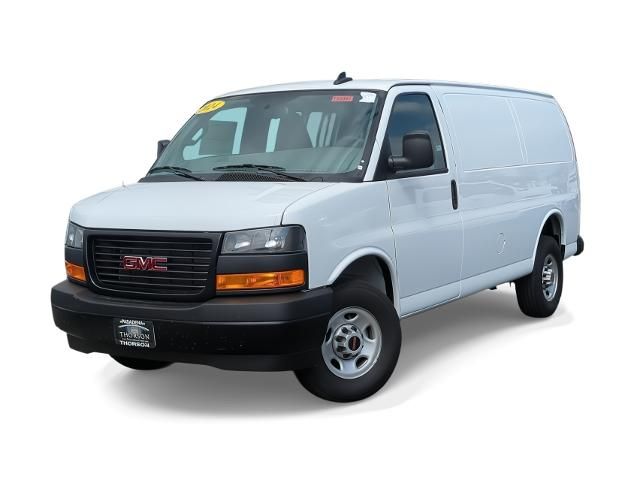 2024 GMC Savana Base