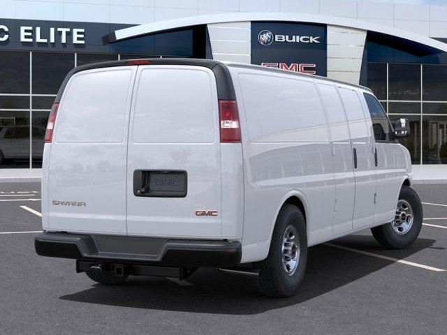 2024 GMC Savana Base