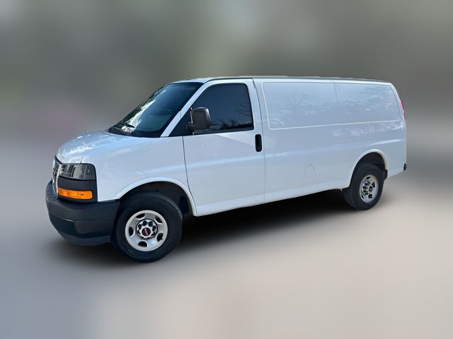 2024 GMC Savana Base