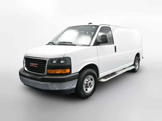 2024 GMC Savana Base