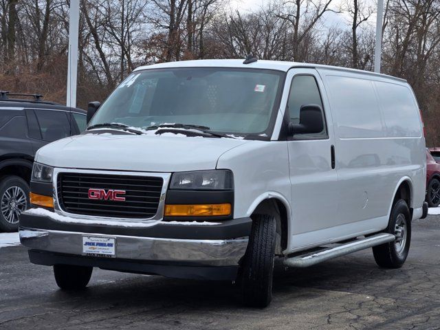 2024 GMC Savana Base