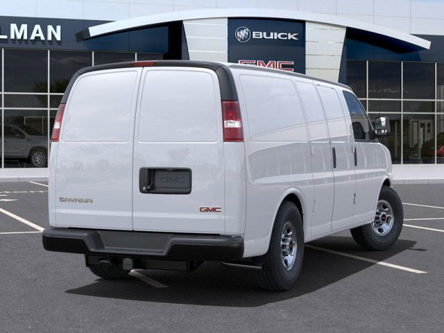 2024 GMC Savana Base