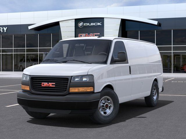 2024 GMC Savana Base