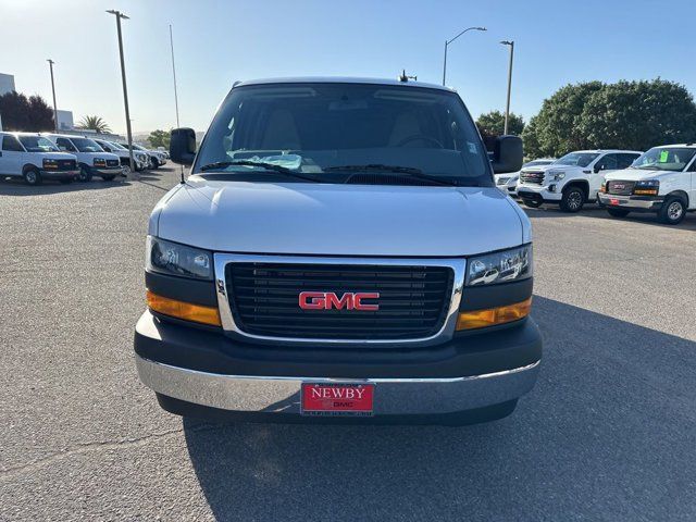 2024 GMC Savana Base