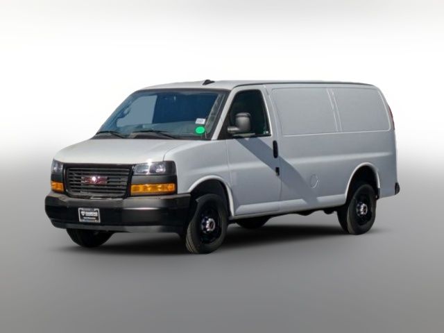 2024 GMC Savana Base