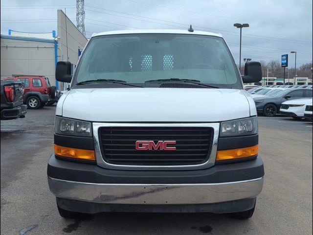 2024 GMC Savana Base