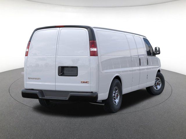 2024 GMC Savana Base