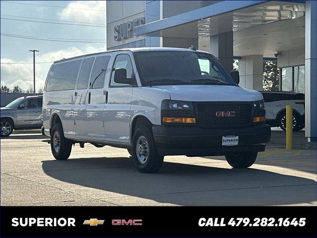 2024 GMC Savana Base