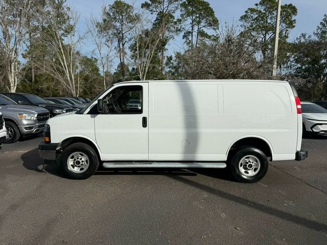 2024 GMC Savana Base