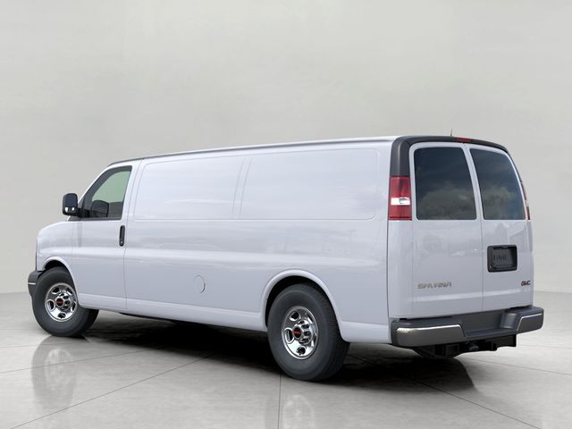 2024 GMC Savana Base