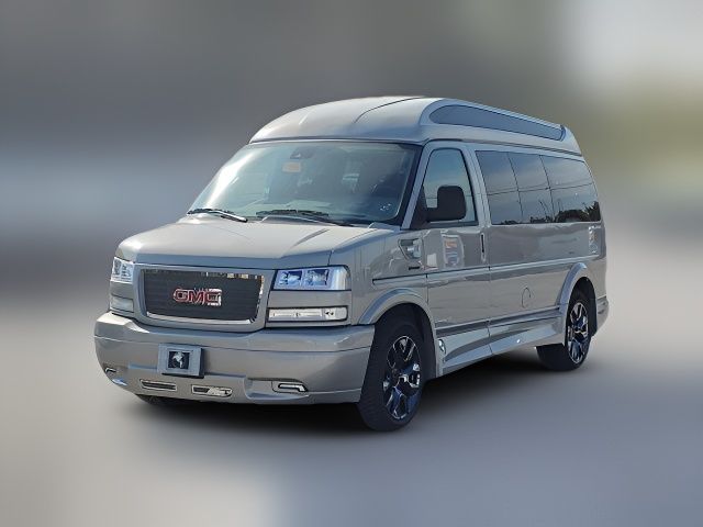 2024 GMC Savana Base