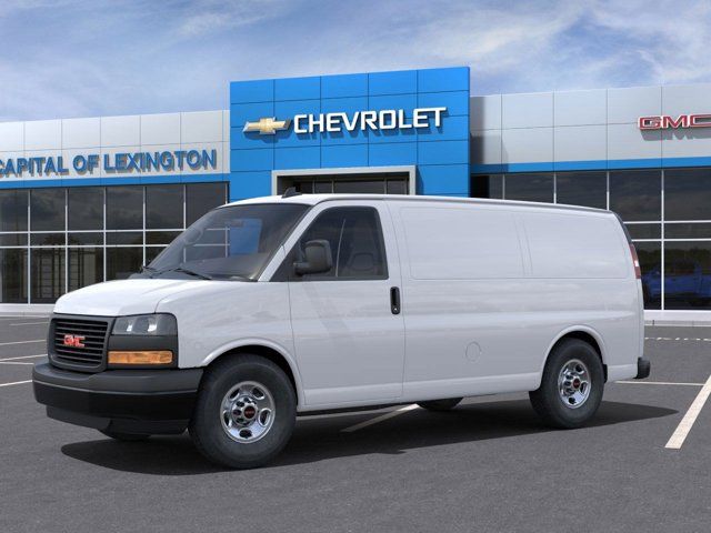 2024 GMC Savana Base