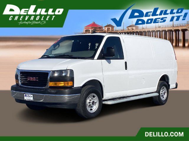 2024 GMC Savana Base