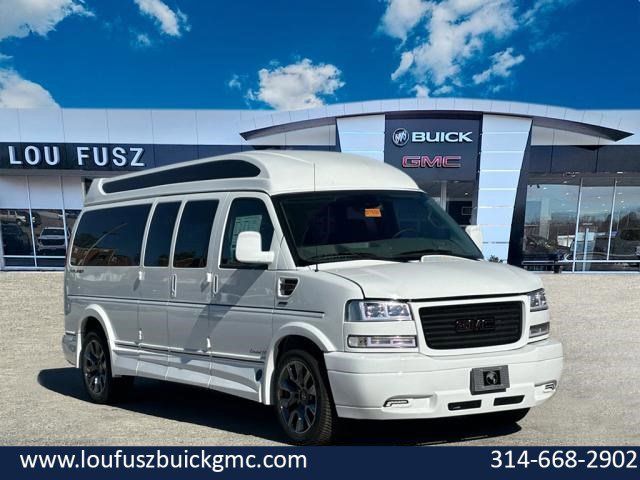 2024 GMC Savana Base