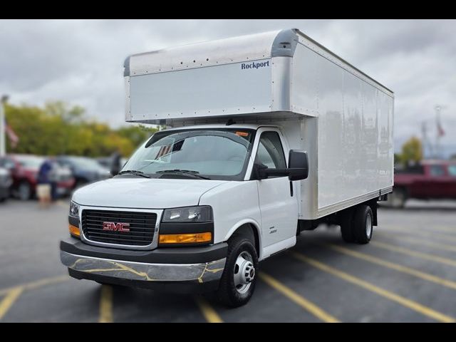 2024 GMC Savana Base