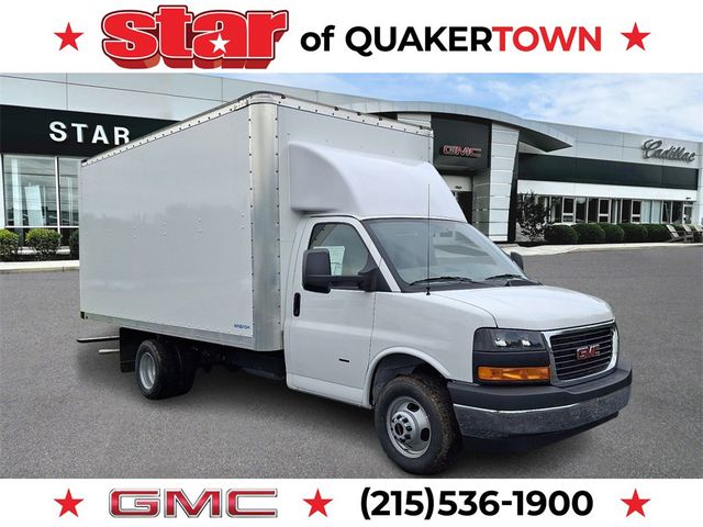 2024 GMC Savana Base
