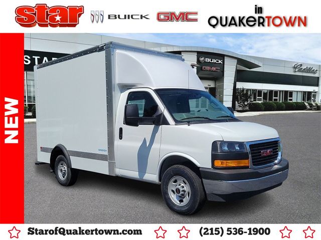 2024 GMC Savana Base