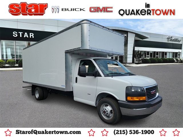 2024 GMC Savana Base