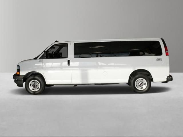 2024 GMC Savana LT