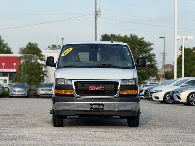 2024 GMC Savana LT