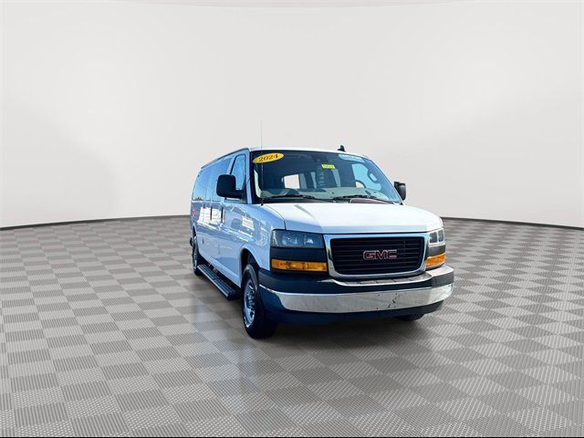 2024 GMC Savana LT