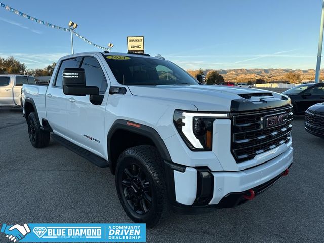 2024 GMC Sierra 2500HD AT4