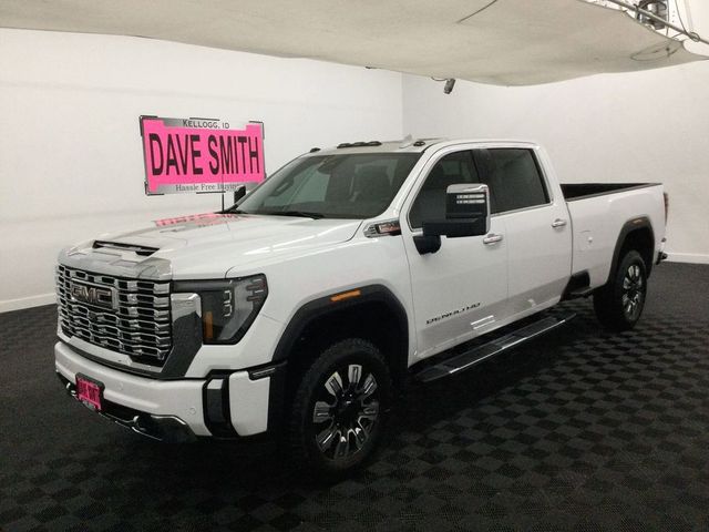 2024 GMC Sierra 2500HD Denali