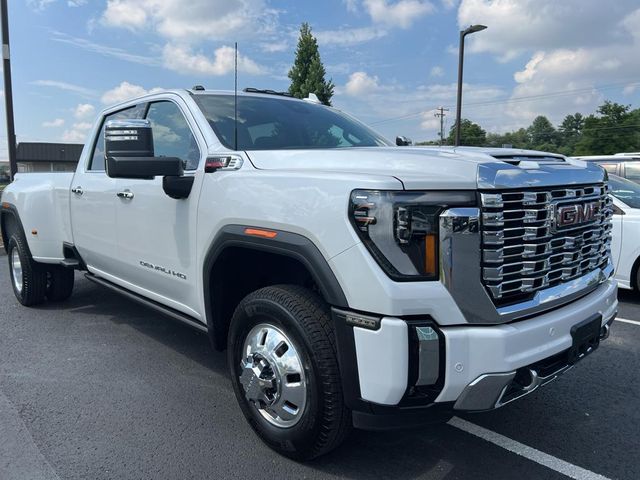 2024 GMC Sierra 3500HD Denali