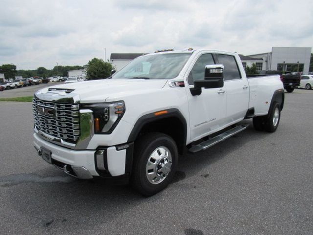 2024 GMC Sierra 3500HD Denali