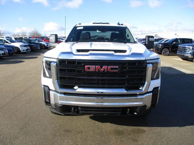 2024 GMC Sierra 3500HD Pro