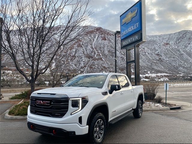 2024 GMC Sierra 1500 AT4