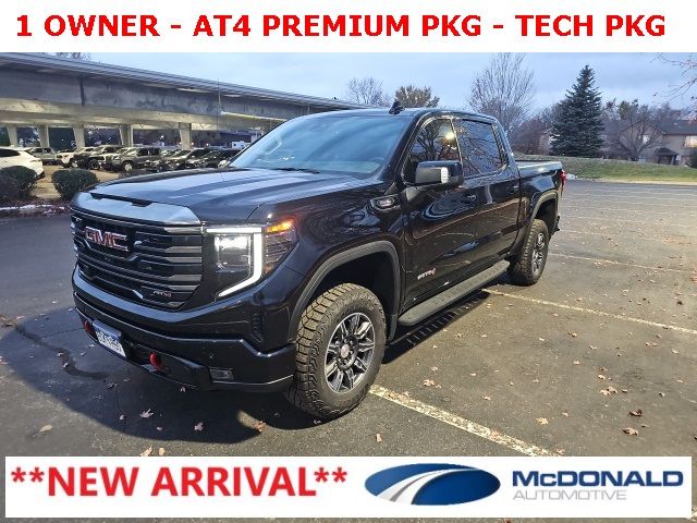 2024 GMC Sierra 1500 AT4