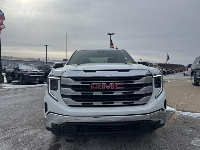 2024 GMC Sierra 1500 SLE