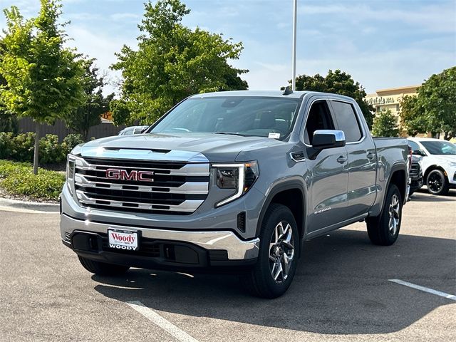 2024 GMC Sierra 1500 SLE