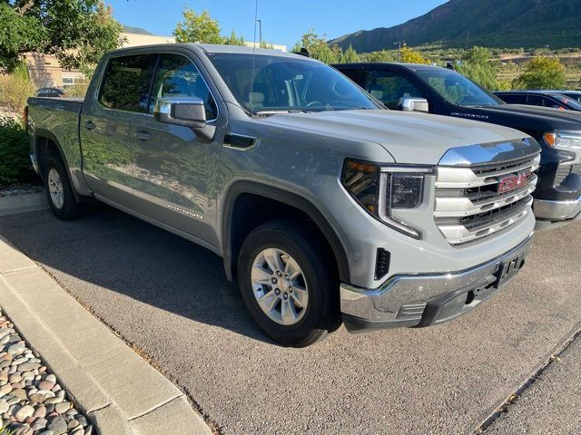 2024 GMC Sierra 1500 SLE