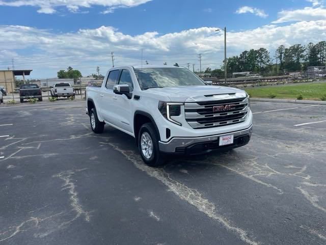 2024 GMC Sierra 1500 SLE