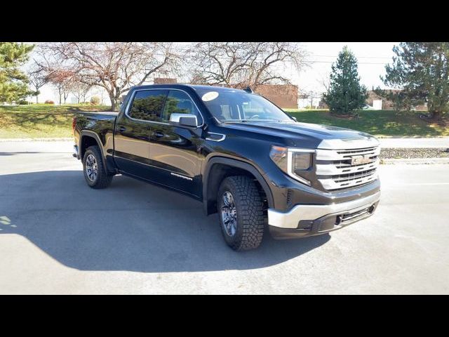 2024 GMC Sierra 1500 SLE