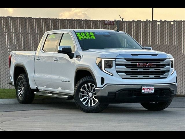 2024 GMC Sierra 1500 SLE