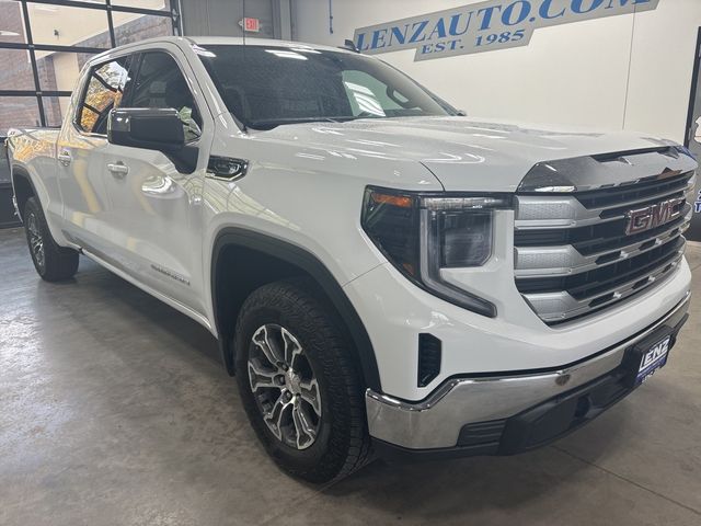 2024 GMC Sierra 1500 SLE