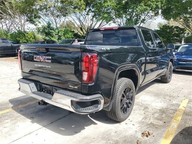 2024 GMC Sierra 1500 SLE