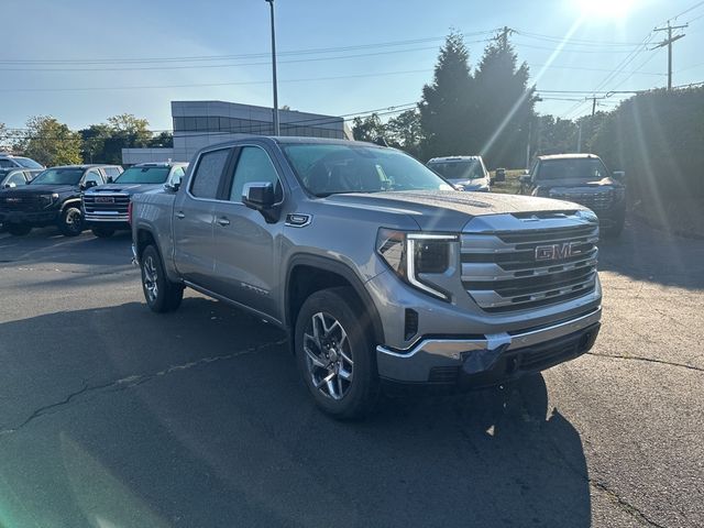 2024 GMC Sierra 1500 SLE