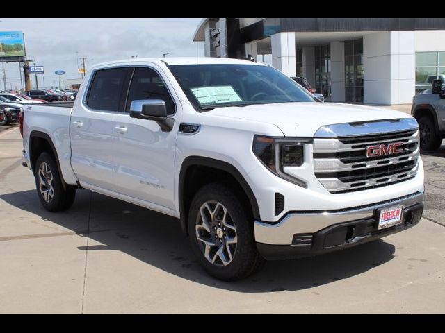 2024 GMC Sierra 1500 SLE