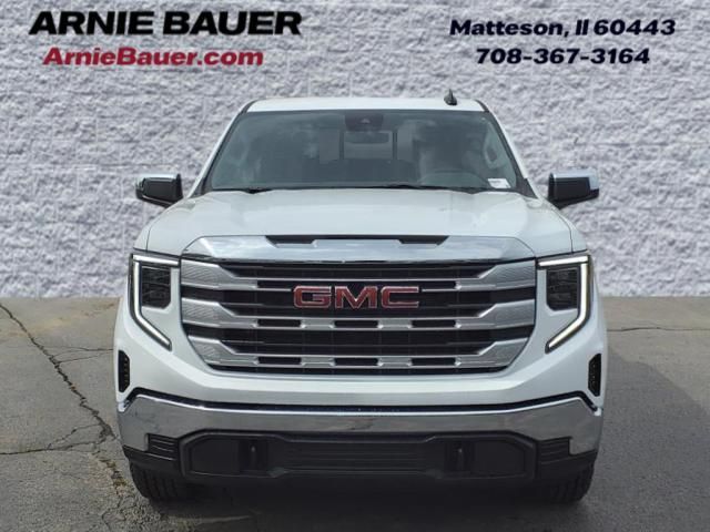 2024 GMC Sierra 1500 SLE