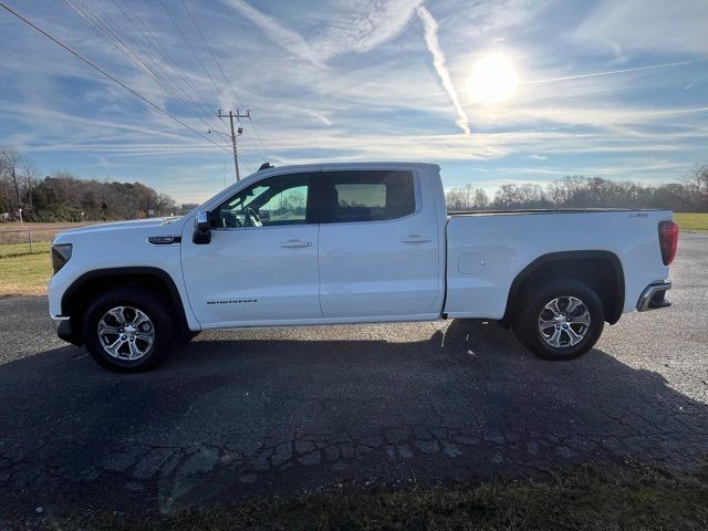 2024 GMC Sierra 1500 SLE