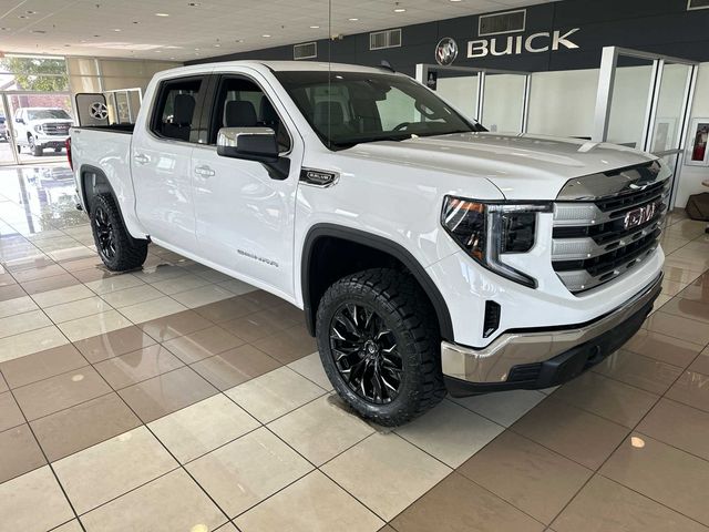 2024 GMC Sierra 1500 SLE