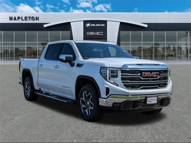 2024 GMC Sierra 1500 SLT