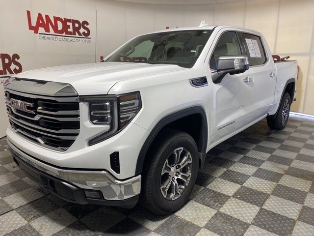 2024 GMC Sierra 1500 SLT