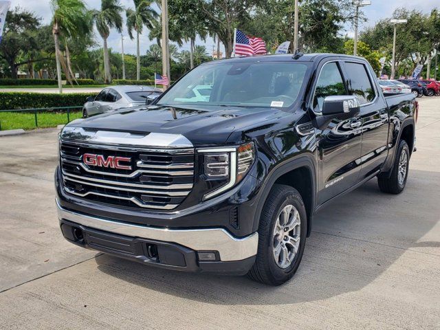 2024 GMC Sierra 1500 SLT