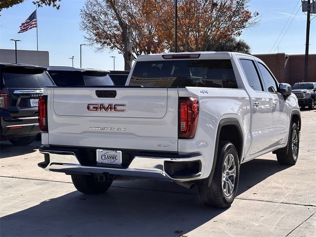 2024 GMC Sierra 1500 SLT